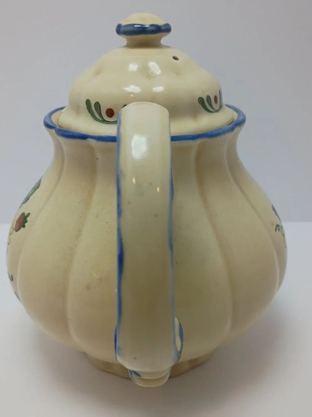 Vernonware by Metlox #1279 California Country Cottage Style Teapot